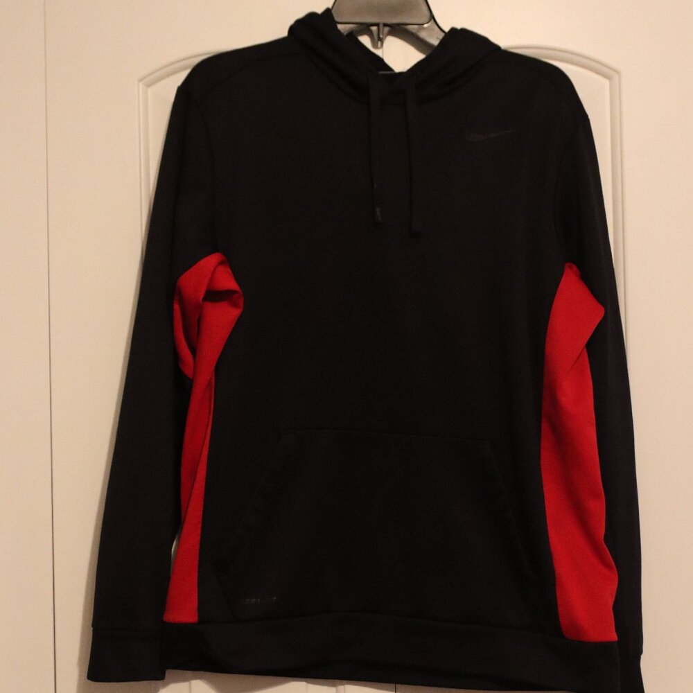 Nike Therma-Fit Black and Red Hooded Sweatshirt Size Medium Casual Performance